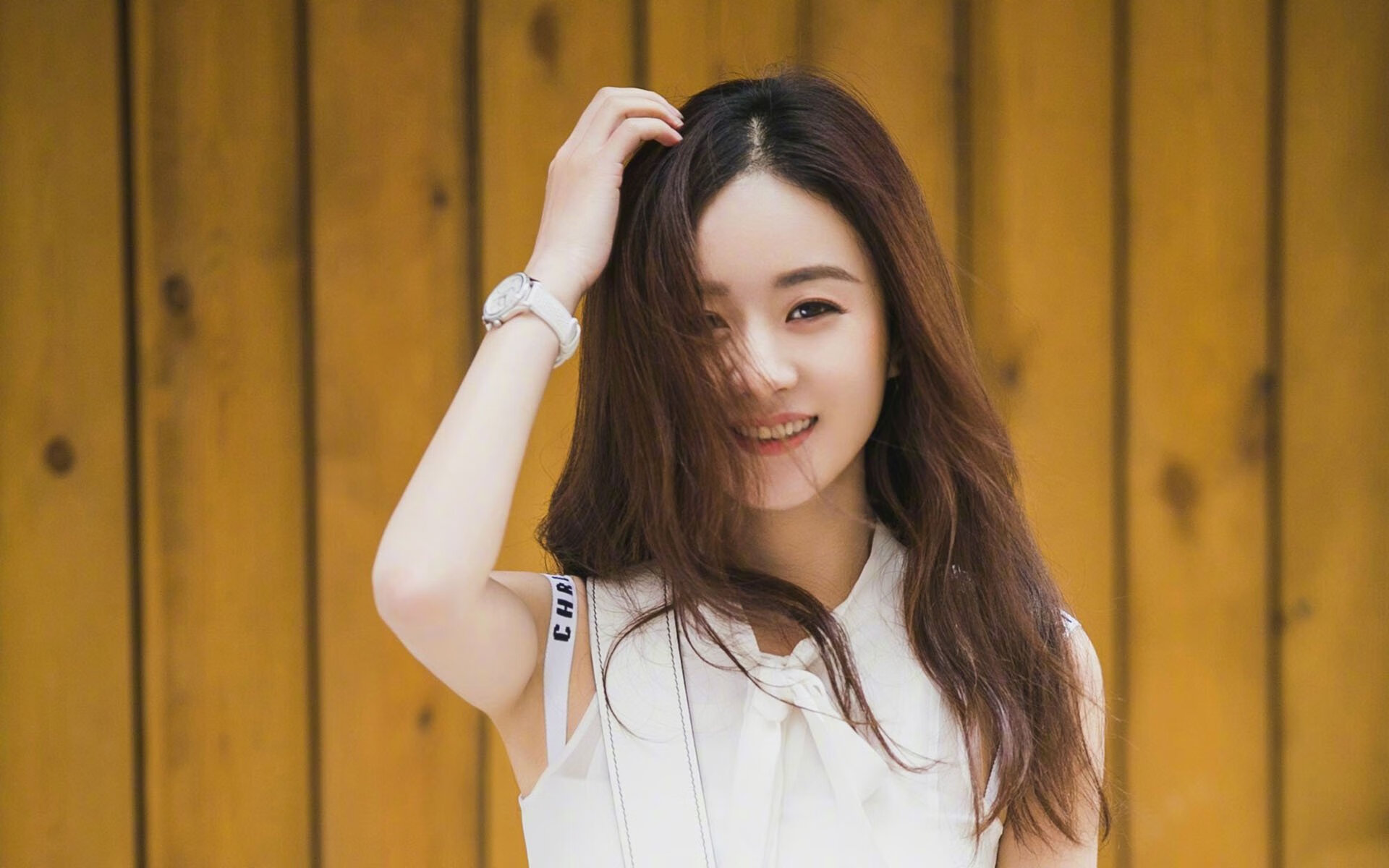 开云-2016年总决赛第七场：勇士在最后几秒通过“水花兄弟”库里和汤普森的三分完成逆转，以赛季最精彩的逆转之一结束，勇夺总冠军。