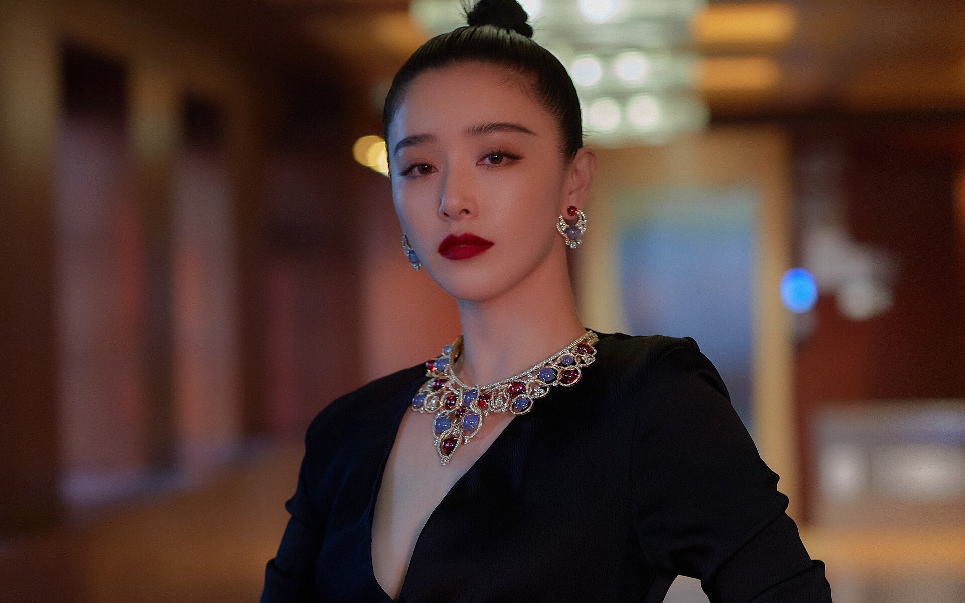 开云kaiyun-_火箭队迎战强敌，奋勇争胜_，火箭队伍