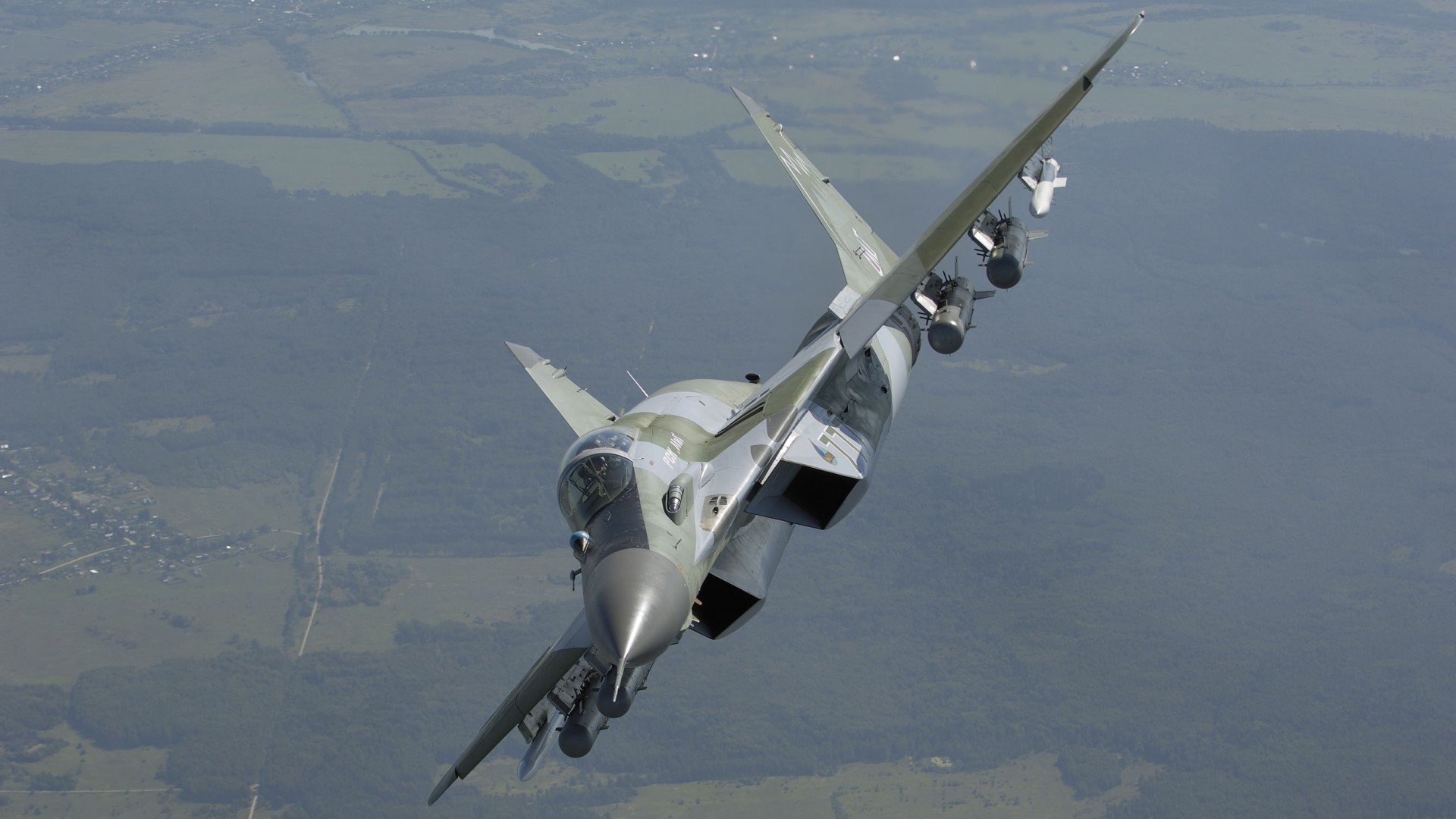 开云·体育官网APP下载-_高空索道体验：飙速穿越悬崖峭壁_，高空索道危险吗