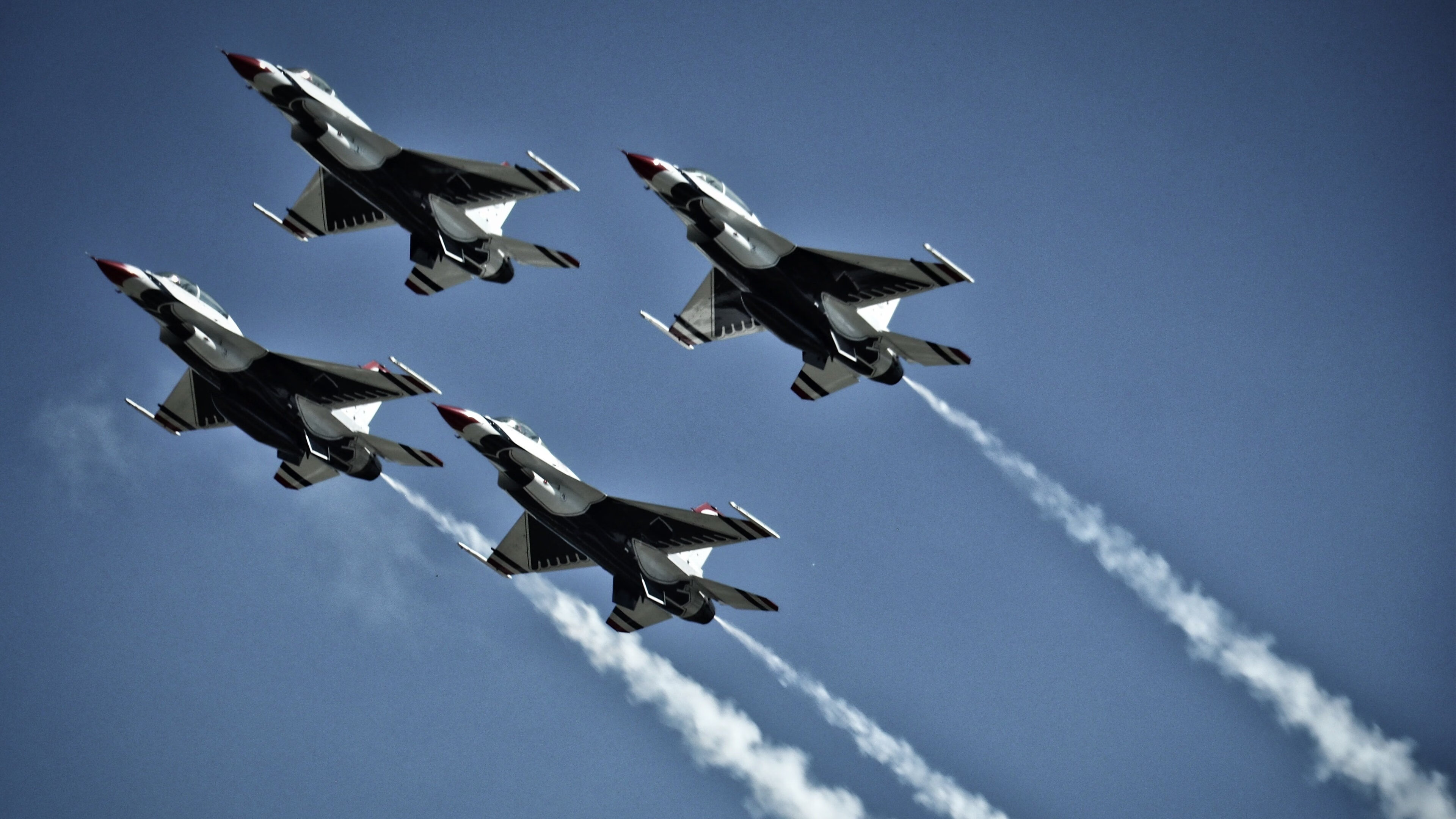 开云首页登录-英超密集赛程下球员心率恢复与训练负荷关系，据说英超教练发掘球员的基本准则是不怕有缺点