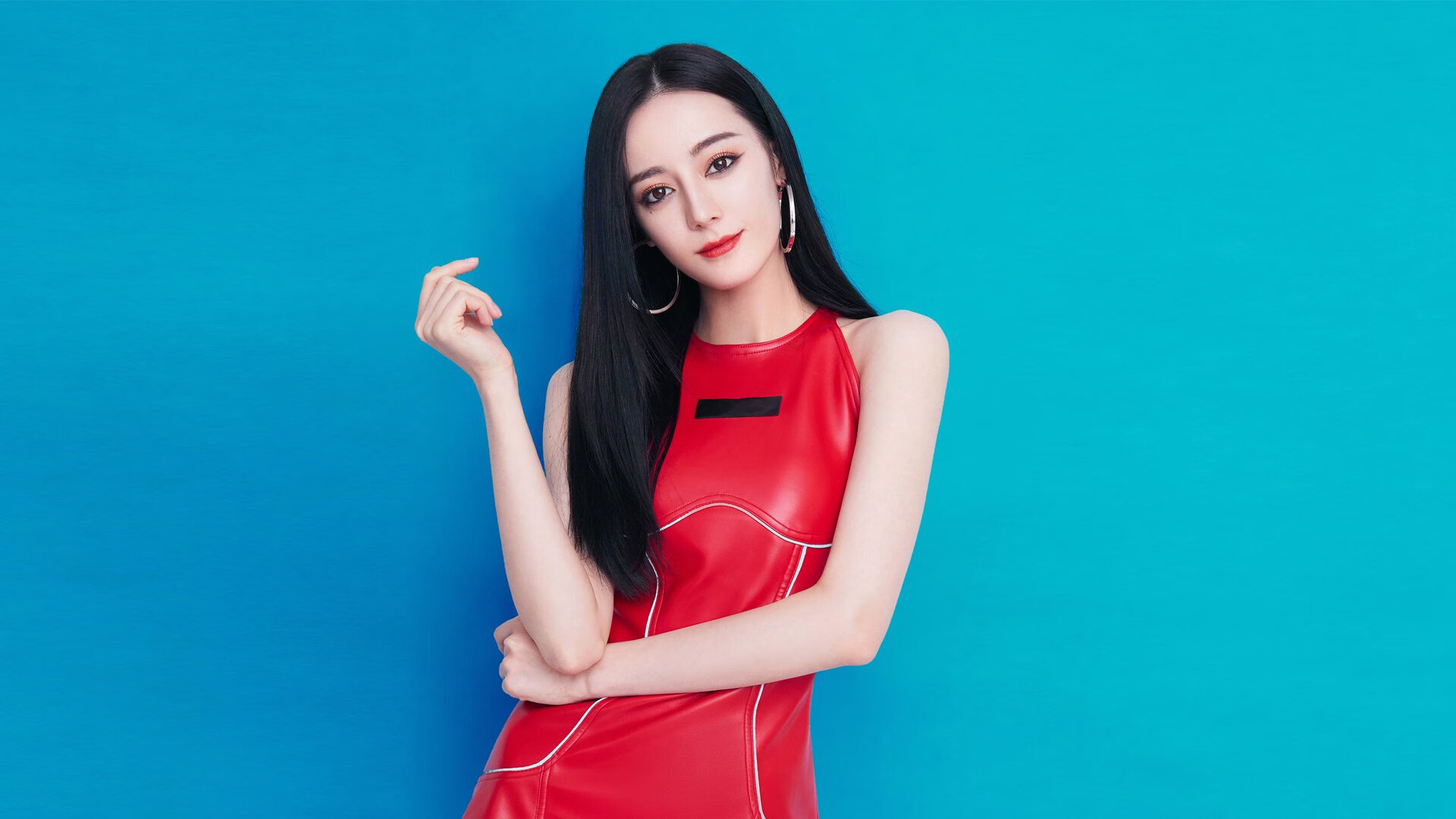 开云-冠军球队巡游庆祝，城市街头成球迷海洋，冠军的球队是哪支球队