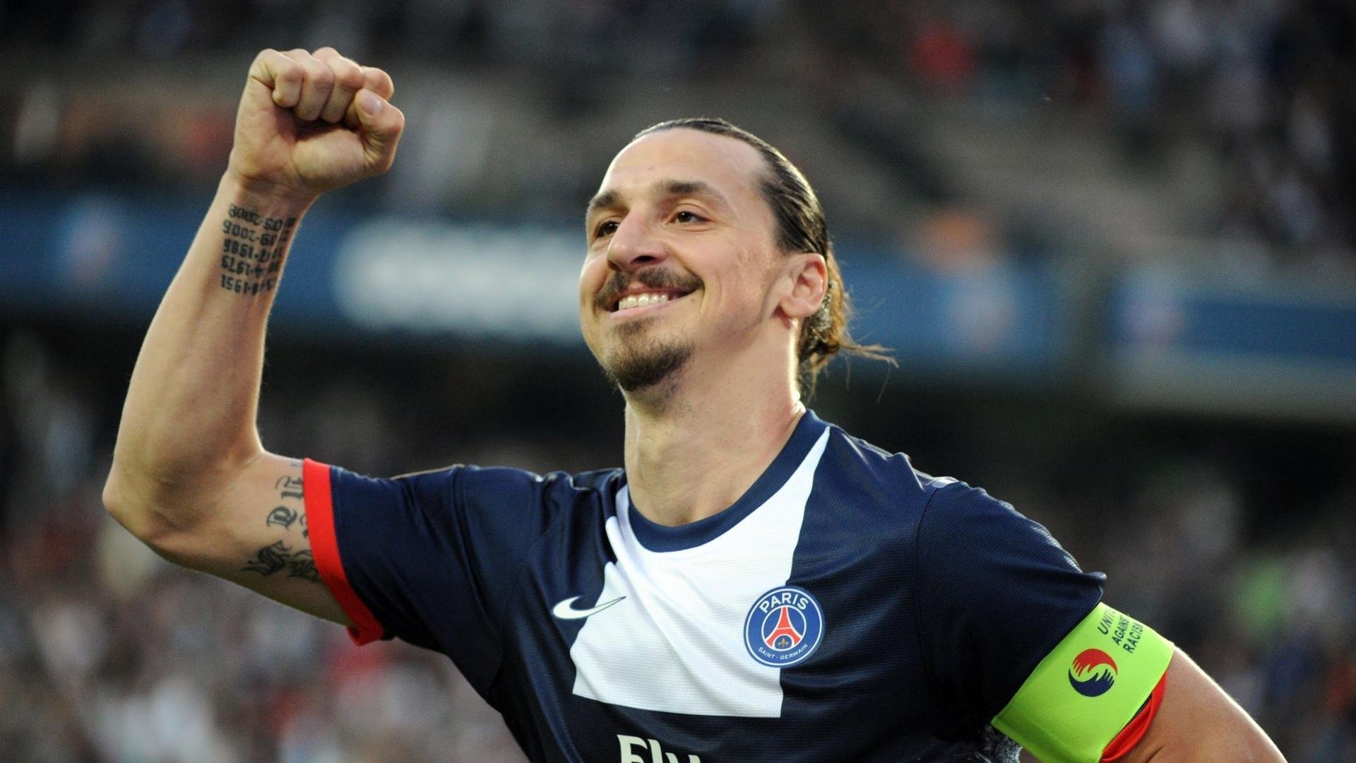 赛场“隐藏英雄”:不可忽视的关键球员,隐藏赛道